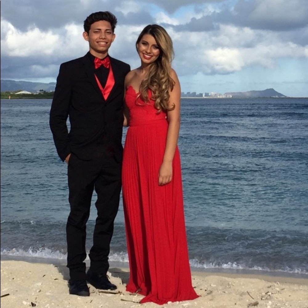 Red Prom Dress - Picture 2 of 8